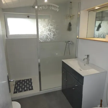 Maison L'oustaou Avec Piscine *
